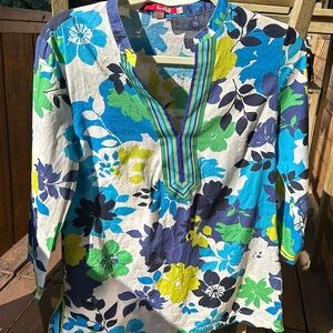 Boden V neck tunic